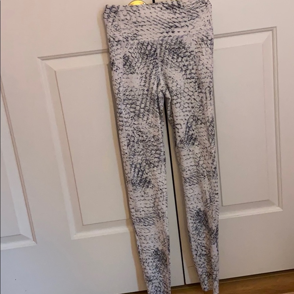 Under armour leggings